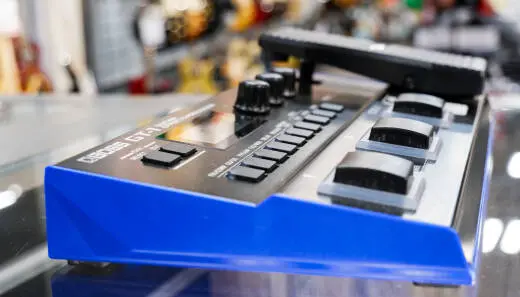 BOSS - GT-1 Guitar Effects Processor 2